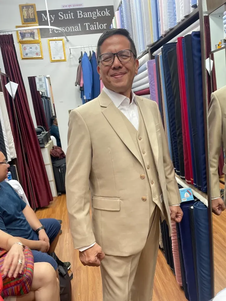Customer in a custom suit at My Suit Bangkok, Platinum Fashion Mall